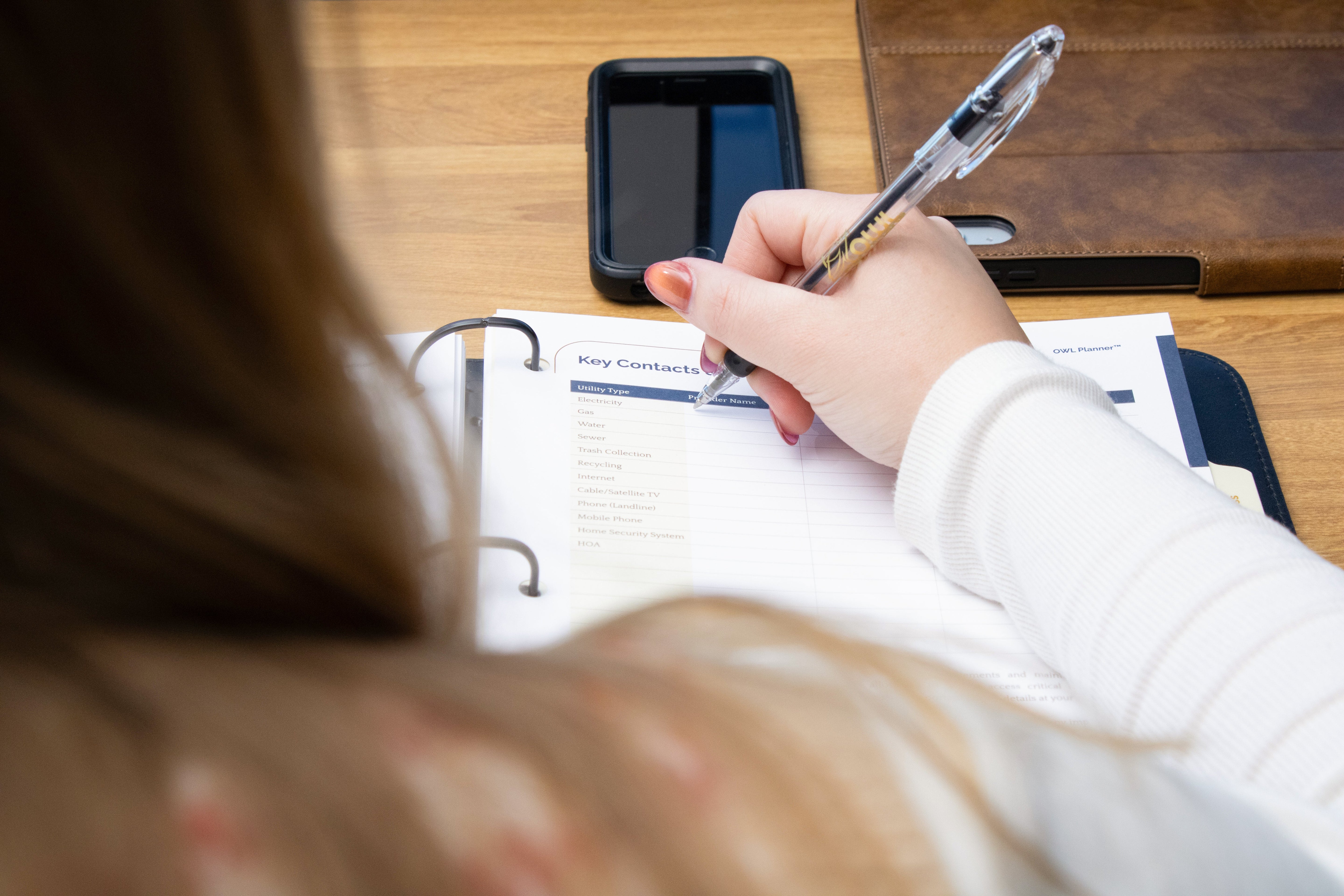 Why Keeping Important Contacts Makes Sense for Estate Planning Transitions